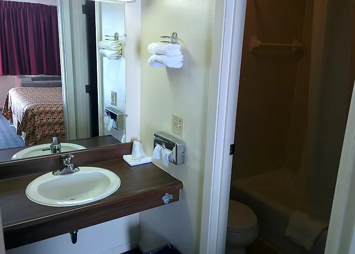 Economy Inn Toledo-Perrysburg
