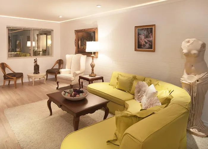 El Dorado Scottsdale, A Vacation Suites Hotel