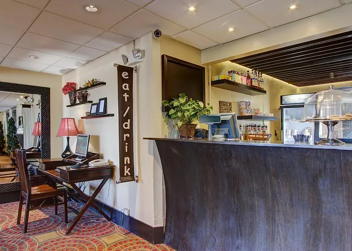 Inlet Tower Hotel & Suites Anchorage