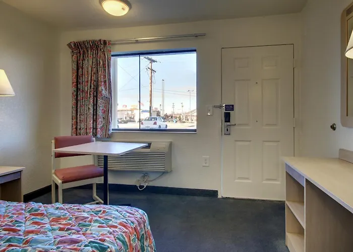 Motel 6-Owensboro, Ky