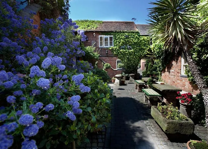 Lutterworth Hotels