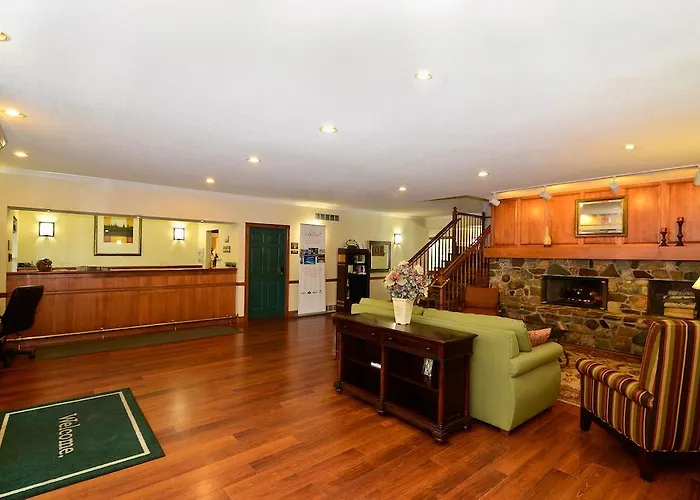 Country Inn & Suites By Radisson, Stevens Point, Wi