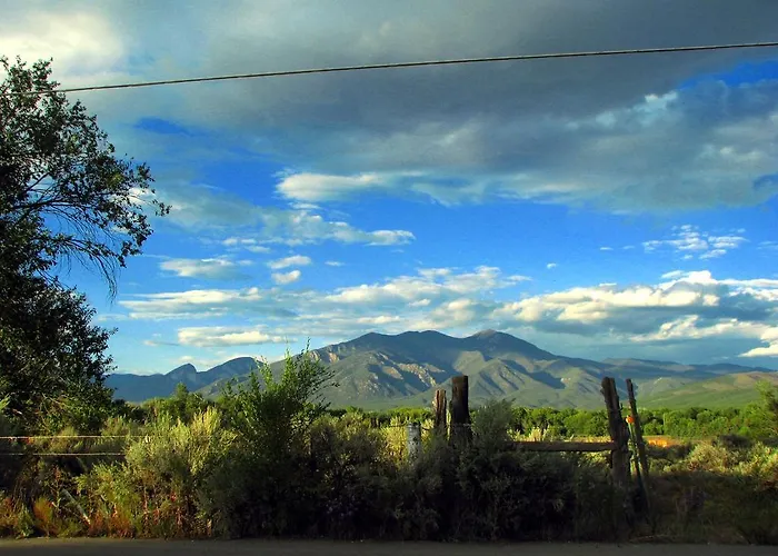 American Artists Gallery House Taos
