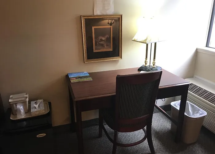 Lititz Inn And Suites