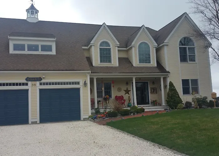 Inn 38 Oak Bluff Circle Plymouth