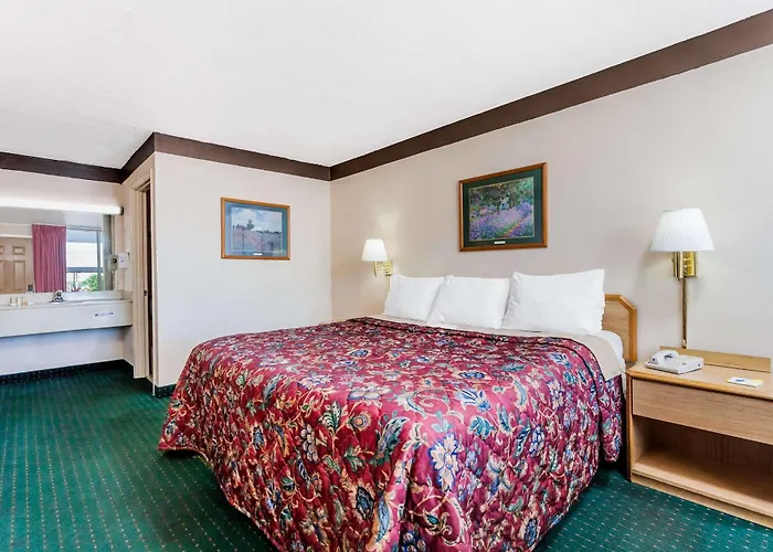 Days Inn Mcdonough