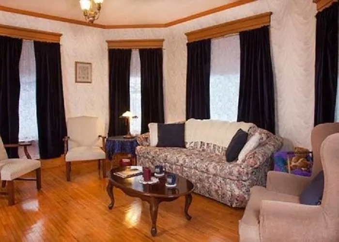 The Sawyer House Bed & Breakfast Sturgeon Bay