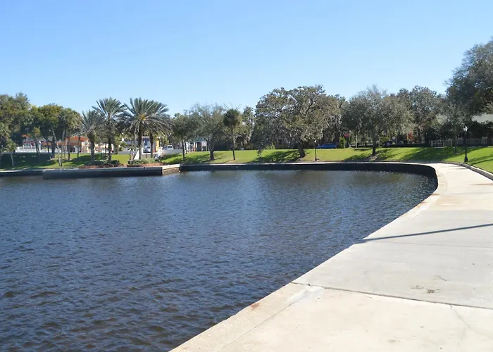 Tarpon Inn Tarpon Springs