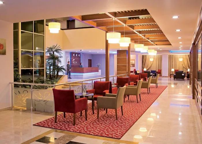 Mom Hotel Izmir