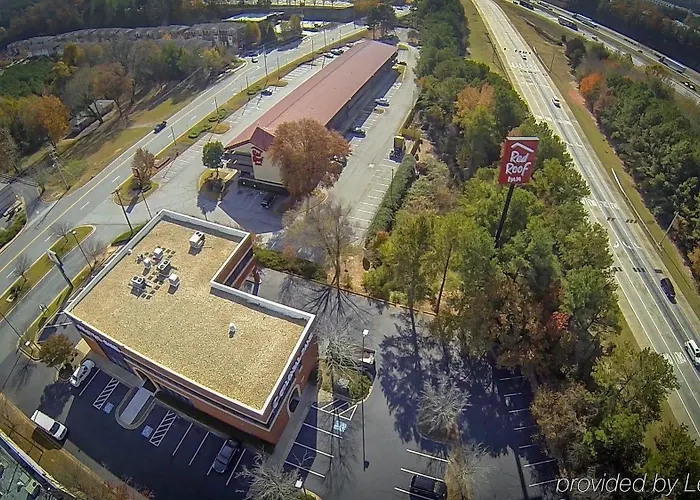 Clarion Pointe Kennesaw Town Center Hotel