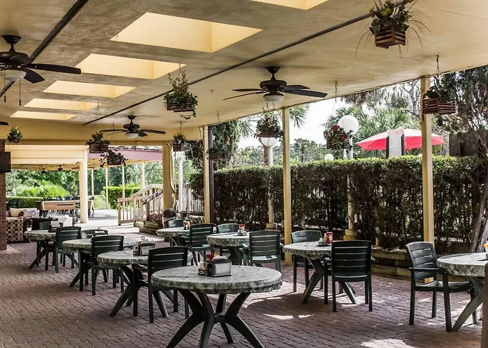 Quality Inn And Suites Golf Resort Golden Gate