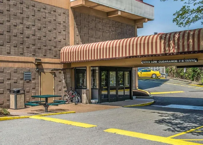 Quality Inn University Center Pittsburgh