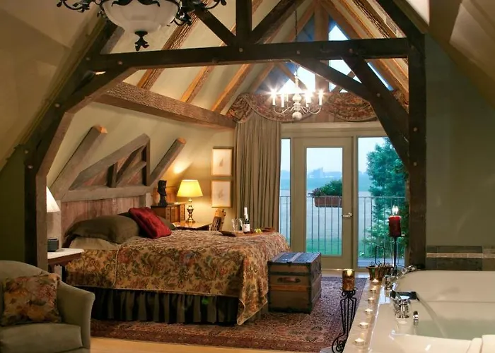 Twin Pine Manor Bed & Breakfast Ephrata