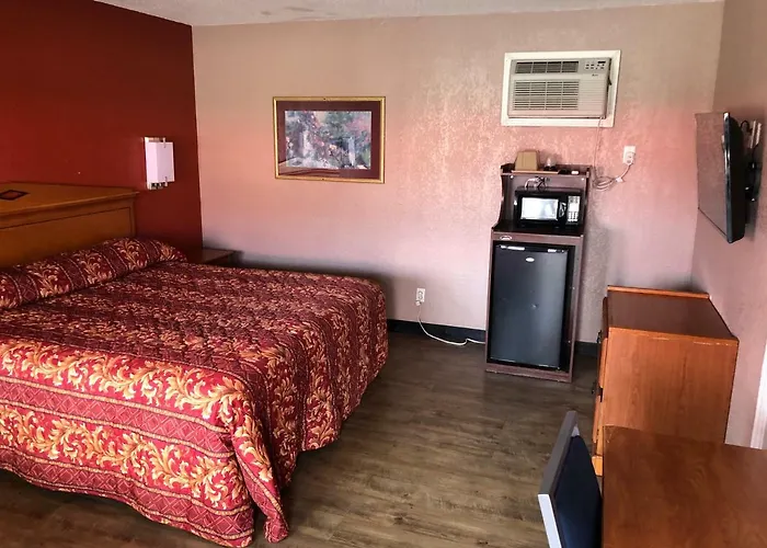 Budget Inn - New Albany