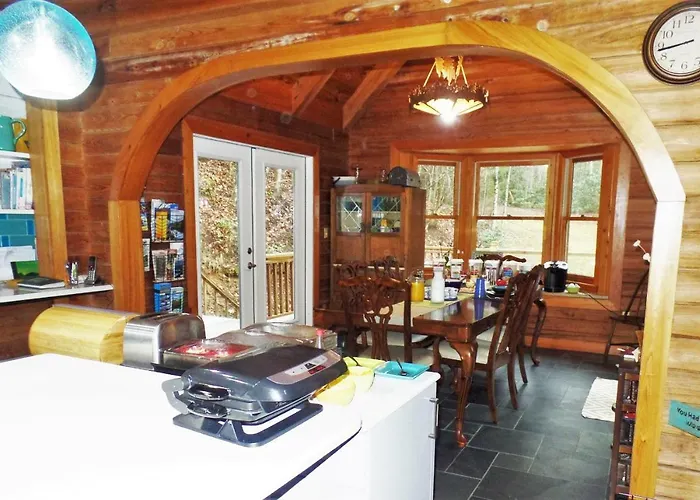 Creekside Paradise Bed And Breakfast Robbinsville