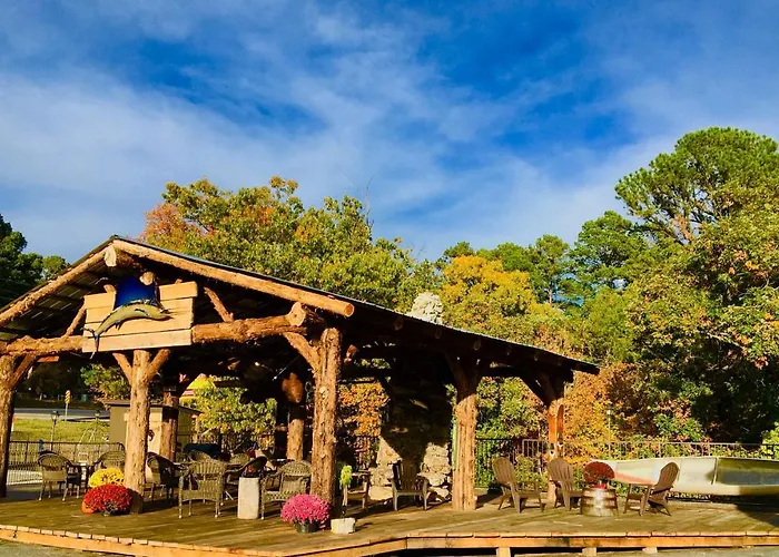 Stonegate Lodge Eureka Springs