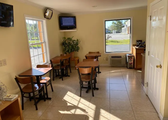 Deluxe Inn Hardeeville