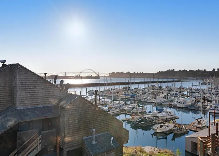 Embarcadero Bay View Apartment Newport