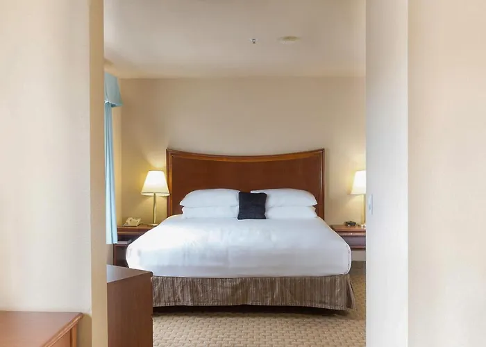 Red Lion Inn & Suites Mcminnville