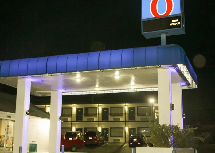 Motel 6-Fayetteville, Ar Johnson