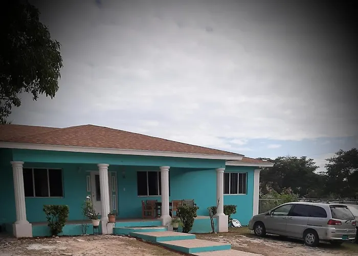 Eastwood Escape Hotel Nassau