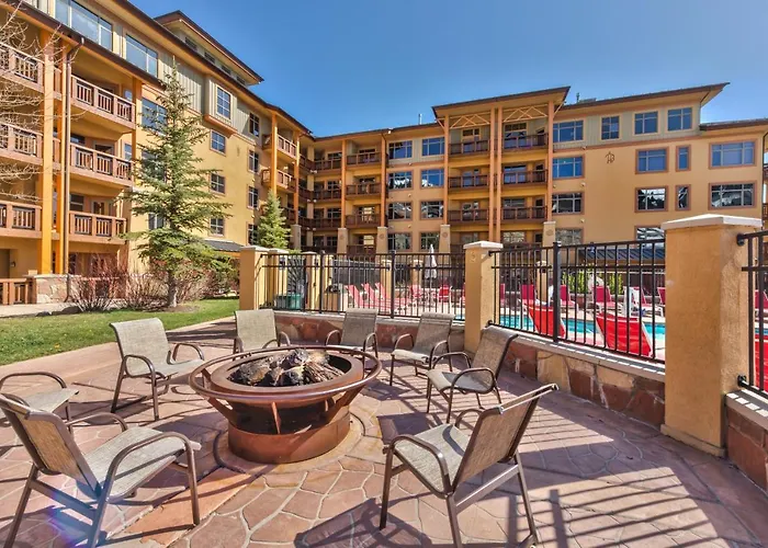 Superior Ski In Ski Out, Top Floor Penthouse, Pool, Hot Tubs Conde Nast Forbes Award Winner B508 Park City