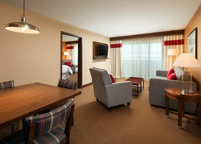 Four Points By Sheraton Phoenix South Mountain