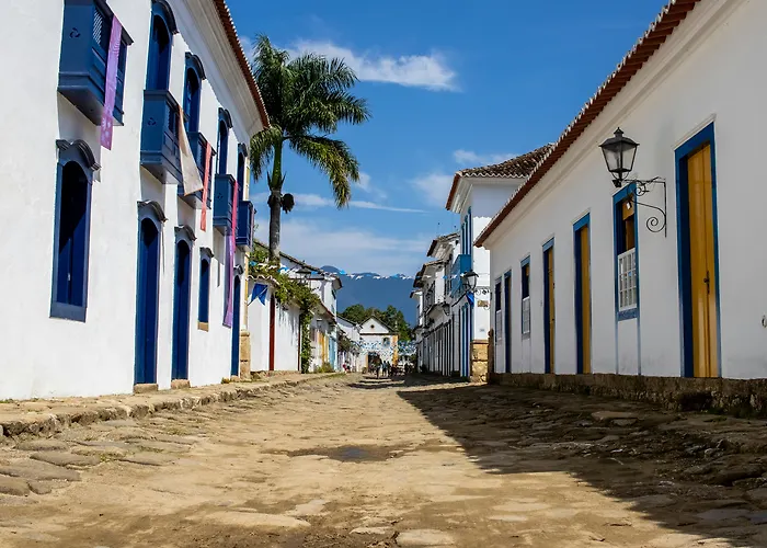 Paraty Hotels